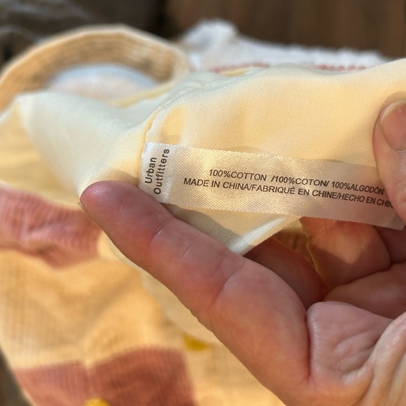 BDG Urban Outfitters patchwork mini corduroy tote bag in blush - Picture 6 of 8